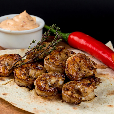 Шашлык из креветок в МАНГАЛКОФЕ по цене 680 ₽