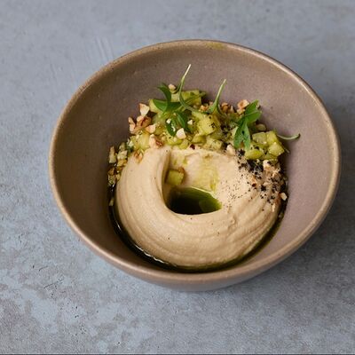 Кедровый хумус, сальса из огурца в 0.75 please Moscow по цене 660 ₽