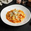 Ригатони с креветками и соусом из печеных перцев в Дикий улов по цене 900