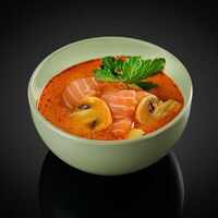 Том ям с лососем в Sushi Now