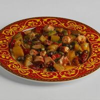 Салат с осьминогом, креветкой и авокадов Bistrot