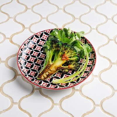 Брокколи запечённая в Maroon по цене 410 ₽