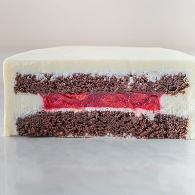 Бенто-торт Вишня в шоколаде в Мамин Cake по цене 2000 ₽