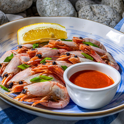 Креветки отварные в Селёдочная по цене 1138 ₽