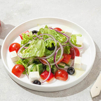 Салат Греческий в ПАЛКИ-СКАЛКИ по цене 345 ₽