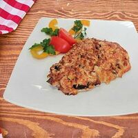 Филе курицы с сыром и грибами в Бегемот