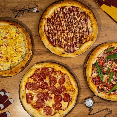 Комбо Праздничный 35 см в Косой переулок по цене 3249 ₽