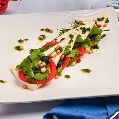 Хвели с томатами Капрезе в Keto & Kote Грузинская кухня по цене 570 ₽