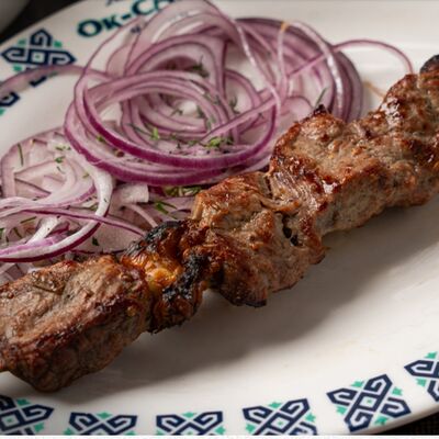 Шашлык из говядины в Ок-сарой по цене 280 ₽