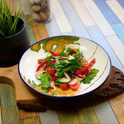 Салат из свежих овощей в Сахара не надо по цене 540 ₽