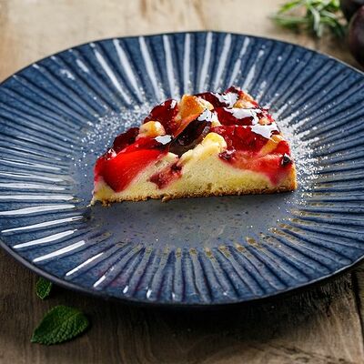 Сливовый пирог в Двор Помидор по цене 380