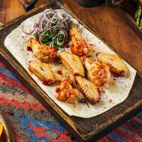 Шашлык из куриных крылышек в Халиф