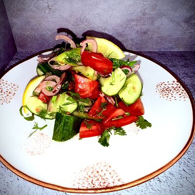 Салат овощной в Кафе Халяль по цене 270 ₽