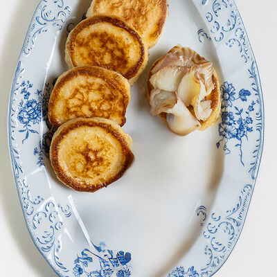 Оладьи с осетром в Niki по цене 1900 ₽