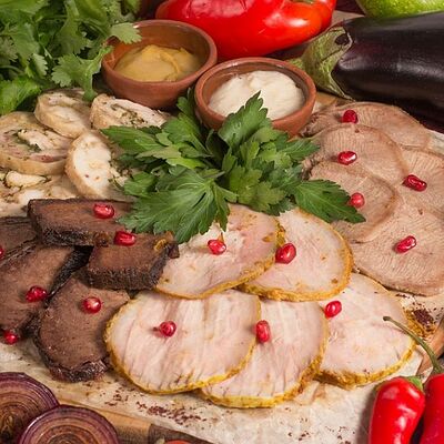Мясная тарелка в Мушмула по цене 699
