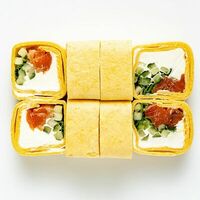 Ролл Тортилья c лососем в Wasabi