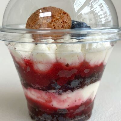 Торт Шоколад-сливки-вишня в Tortterry по цене 330