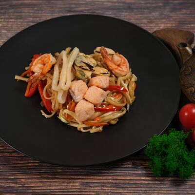 Удон в соусе Терияки с морепродуктами в Японский городовой 64 по цене 390 ₽