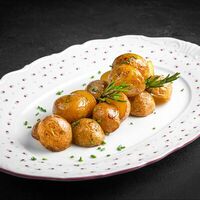 Молодой мини-картофель в Capo Ristorante