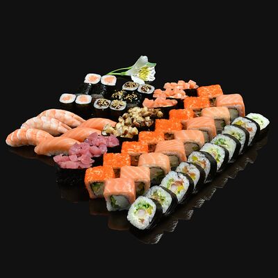 Сет Love ассорти роллов в Fast Япония Premium Sushi по цене 2960 ₽