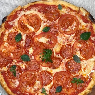 Пицца Пепперони 30см в Моя Италия по цене 748 ₽