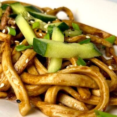 Вок со свининой в Баодзен по цене 480 ₽