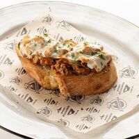 Брускетта с лисичками и беконом в Итальянец