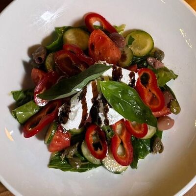 Греческий салат с ароматным маслом в ROS по цене 620 ₽
