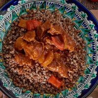 Гречка с Гуляшом в ЕМясо