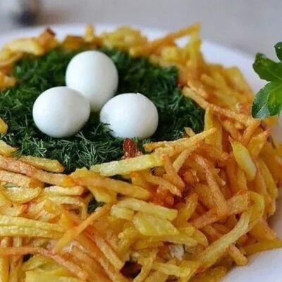 салат Гнездо глухаряв Емеля по цене 300 ₽