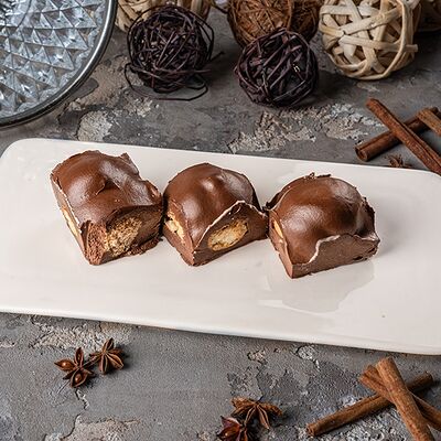 Торт Профитроль темный в Дворец свадеб по цене 290 ₽