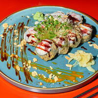 Кранчи-ролл с тунцом в Pong