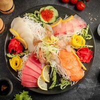 Ассорти хэ из свежих рыб в Корё