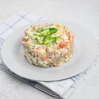 Салат Оливье в Бублик по цене 197 ₽