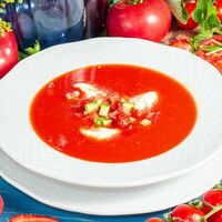 Суп гаспачо с клубникой в Мушмула