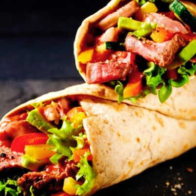 Шаурма со Свининой в Шашлычный Домик по цене 530 ₽