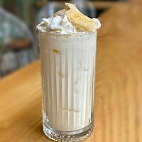 Молочный банановый в Yellow Kitchen & bar