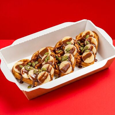 Вафли с нутеллой и бананомв Кофемашина по цене 510 ₽