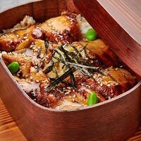 Донбури с угрем в Japan Corner