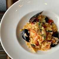 Ризотто с дарами моря в Wine room gallery