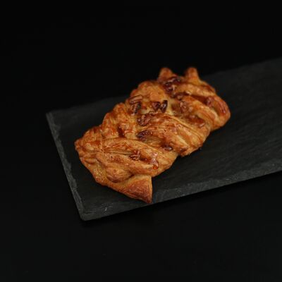 Слойка Кленовый пеканв Пекарня Буханка по цене 225 ₽