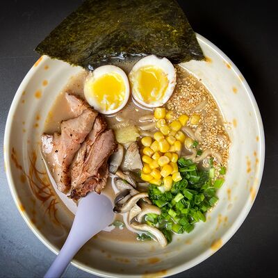 Плотный бульон Tonkotsu в Ramen Rebel по цене 490 ₽