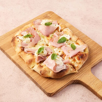 Страчателла, мортаделла в Траттория Минисыроварня по цене 990 ₽