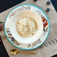 Рисовая каша с алтайским медом и кедровыми орешками в Gussi coffee