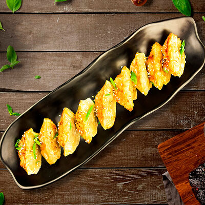 Гёдзе с курицей в Место Про Тесто по цене 345 ₽