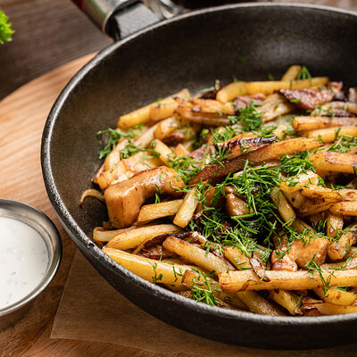 Жареный картофель с белыми грибами по-домашнему в Сандуны Урал по цене 740 ₽