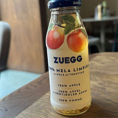 Сок яблочный Zuegg в Ponte по цене 300 ₽