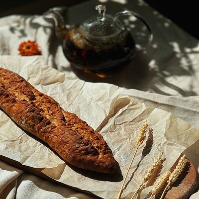 На багет с семечками 250г в Кондитерская Виолет по цене 99 ₽