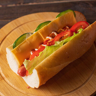 Хот-дог с сыром в Hot Chicken по цене 18000 ₽