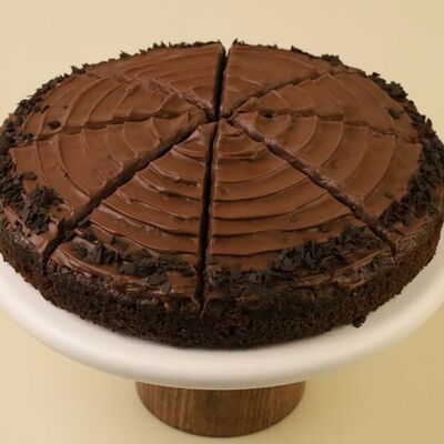 Молочный Шоколадный пирог в Pekarius по цене 1649 ₽